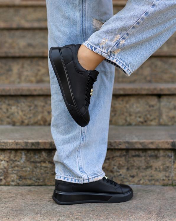 Czarne półbuty damskie ze skóry licowej na platformie  139-97391-CZARNY