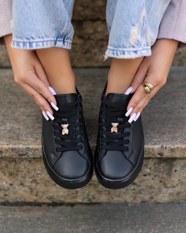 Czarne półbuty damskie ze skóry licowej na platformie  139-97391-CZARNY