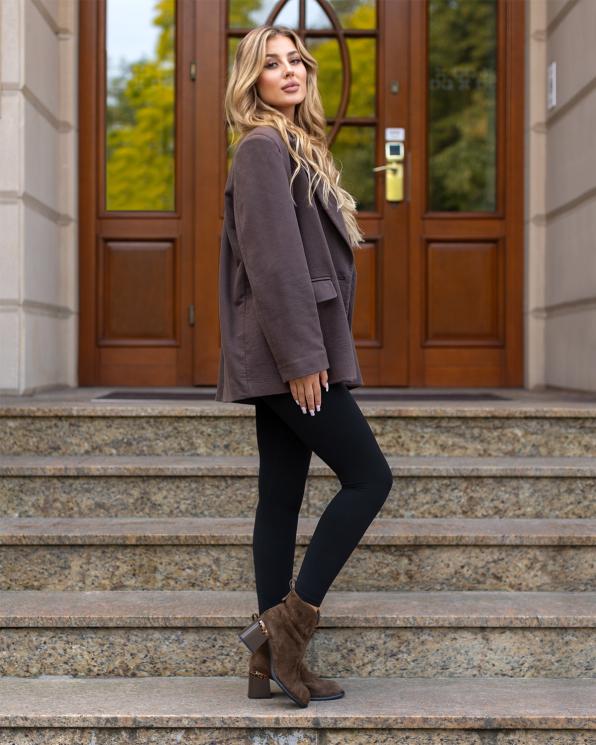 Brązowe botki damskie ze skóry zamszowej na zamek 105-11866-CAMEL