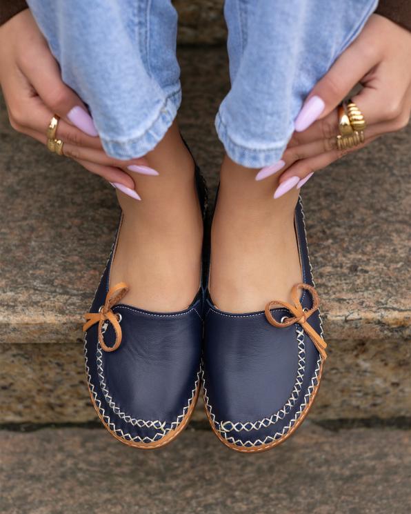 Granatowe mokasyny damskie skórzane z kokardką na koturnie  148-42240-GRANAT