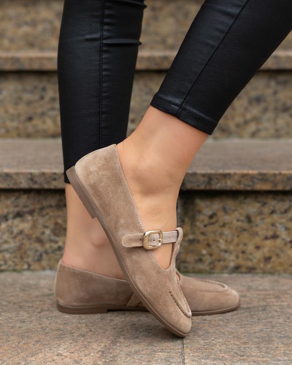 Beżowe półbuty damskie zamszowe z wycięciami  102-580-VIZON