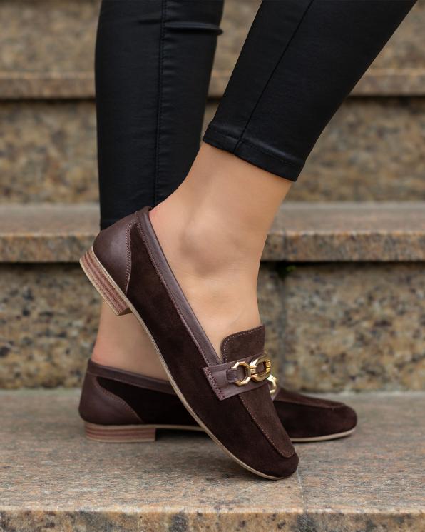 Czekoladowe mokasyny damskie z naturalnej skóry zamszowej  102-300-BRĄZ