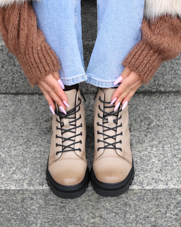 Beżowe trapery damskie sznurowane ze skóry licowej 139-07391-BEŻ