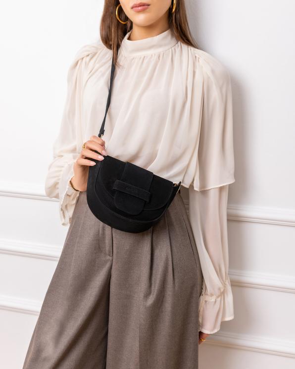 Czarna mała torebka ze skóry licowej z klapką 154-2175-CZARNY