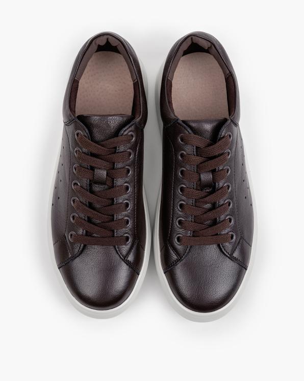 Czekoladowe adidasy damskie ze skóry licowej na platformie 139-97391-N-BRĄZ