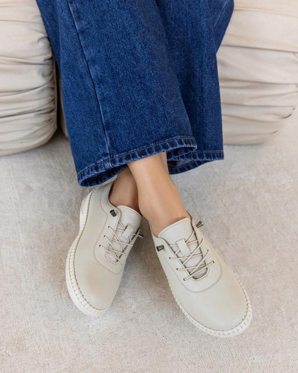 Szare półbuty damskie skórzane z przeszywaną podeszwą 165-52042-SZARY