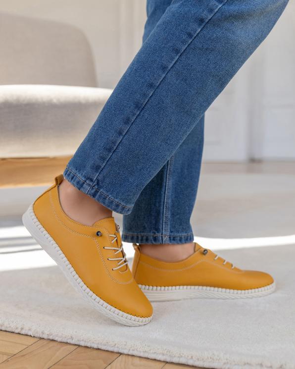 Musztardowe półbuty damskie skórzane 165-52042-MUSZTA