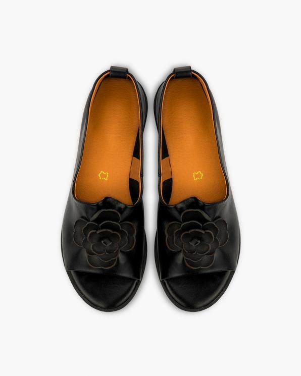 Czarne baleriny damskie ze skóry licowej open toe z kwiatem 139-25491-CZARNY