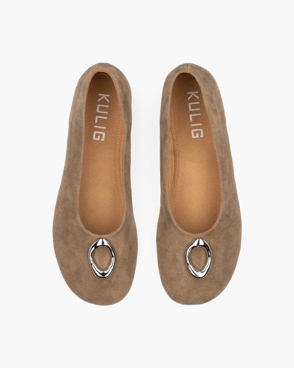 Ciemnobeżowe baleriny damskie ze skóry zamszowej 166-810-TAUPE-ZA