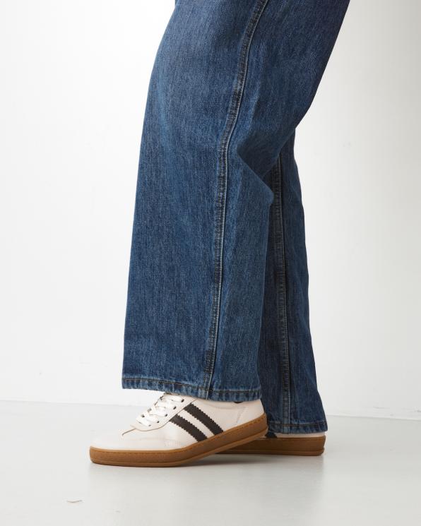 Beżowe adidasy damskie skórzane z brązowymi wstawkami 165-00552-BEŻ-BR