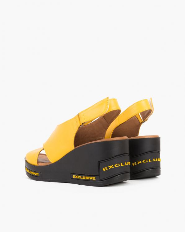 Żółte sandały damskie skórzane na koturnie  084-1081-ŻÓŁTY