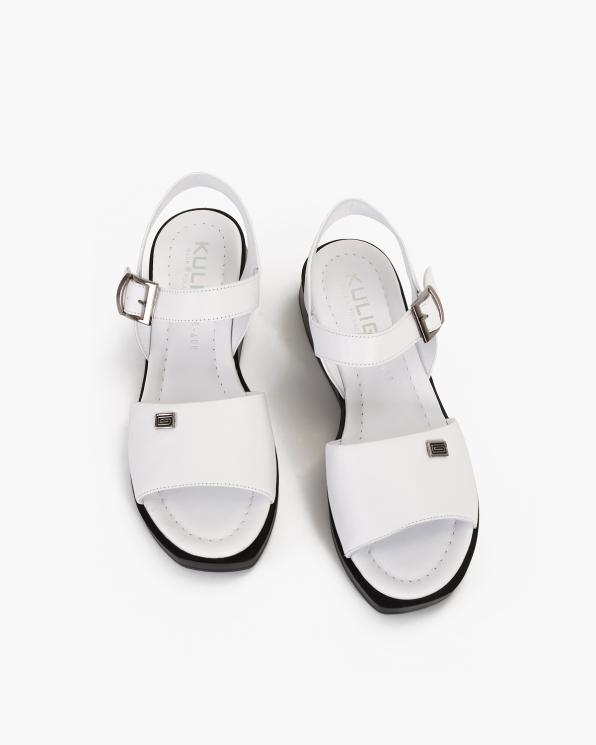 Białe sandały damskie skórzane z klamrą  108-408-30