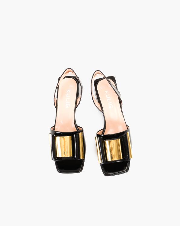 Czarne sandały damskie lakierowane z kokardą  108-9008-ZŁOTY