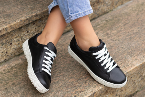 Z biura na spacer – półbuty sportowe Kulig dla kobiet, które cenią styl i wygodę