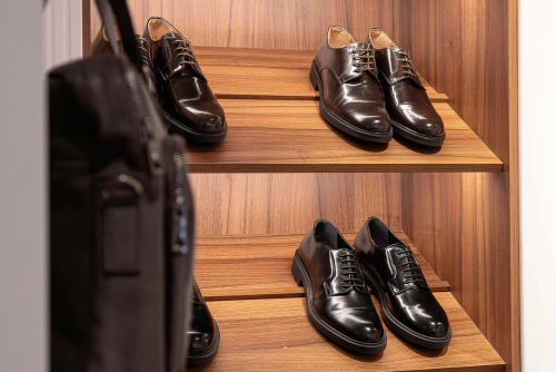 Półbuty wizytowe na zimę – jak wybrać eleganckie buty, które sprawdzą się w niskich temperaturach?