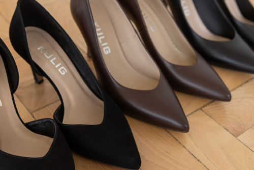 Trendy w obuwiu damskim na 2026 – jakie modele warto mieć już teraz?