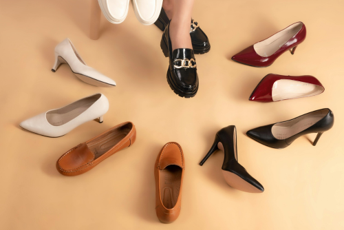 Jakie buty na wesele? Najlepsze damskie i męskie modele na elegancką uroczystość