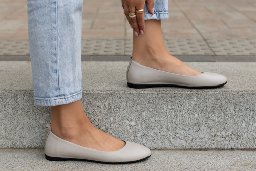 Baleriny wracają do mody – z czym je nosić wiosną 2026?