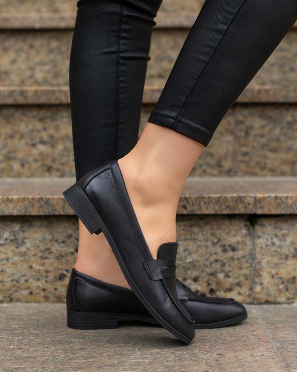 Czarne mokasyny damskie ze skóry licowej 102-890-CZARNY