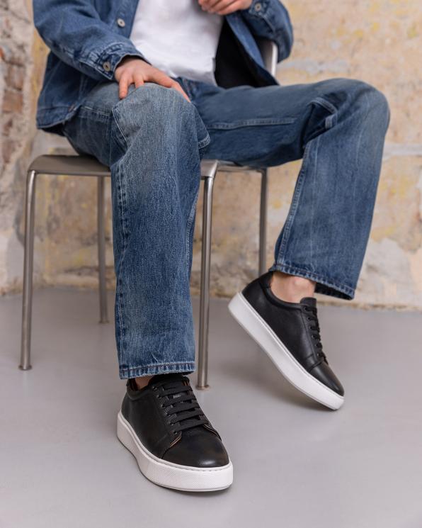 Czarne trampki męskie skórzane na platformie 151-3242-31-CZAR