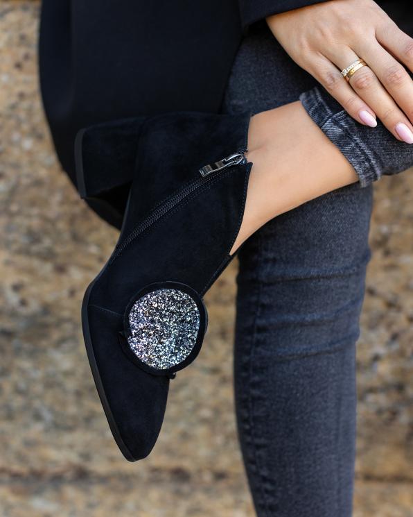 Czarne botki damskie zamszowe na klocku z ozdobą 131-25-281-MIX